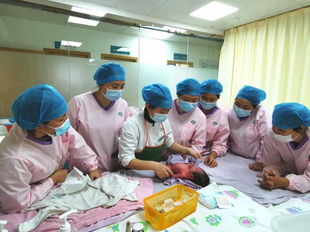 陆丰市妇婴监护型护送